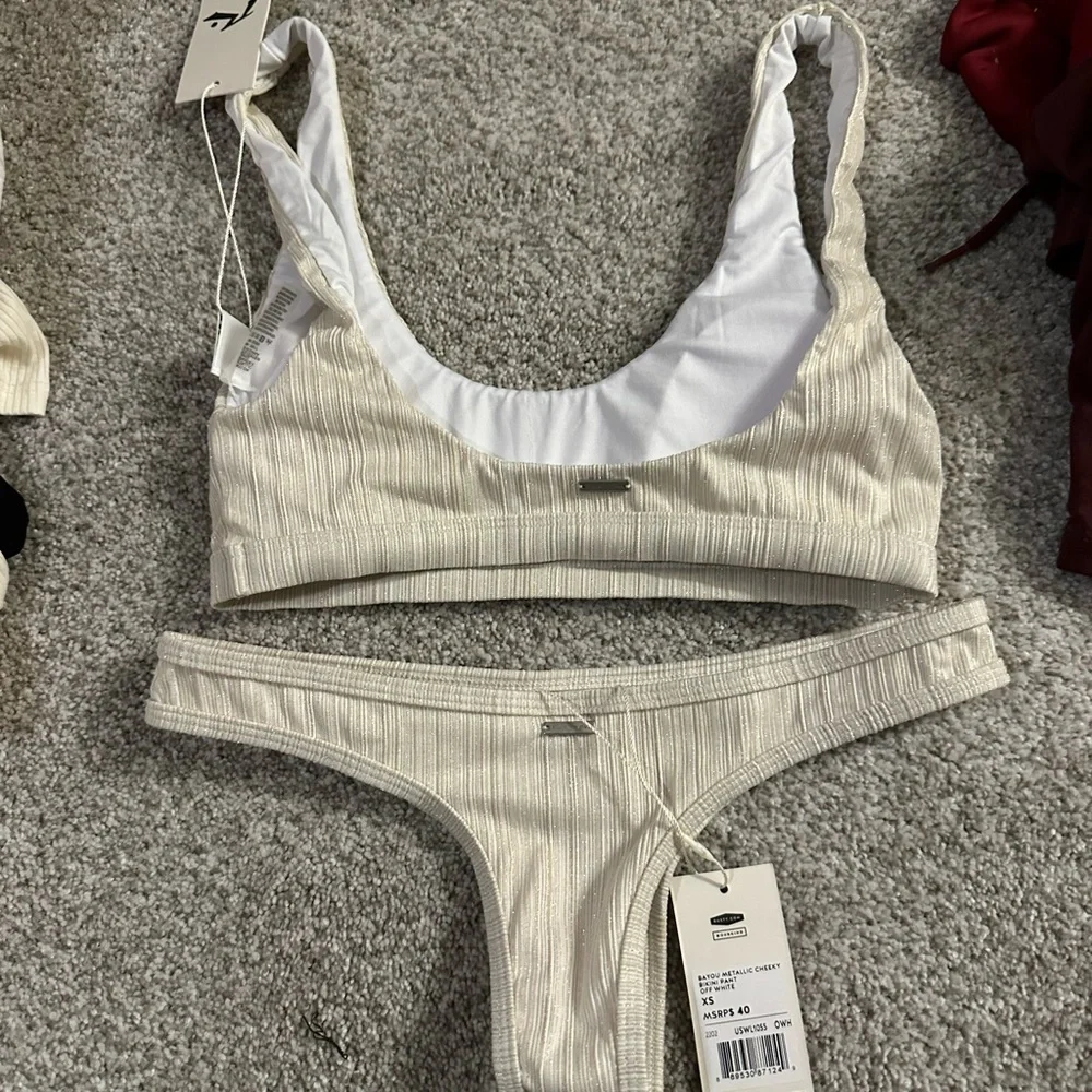 rusty bathing suit - Picture 2 of 2